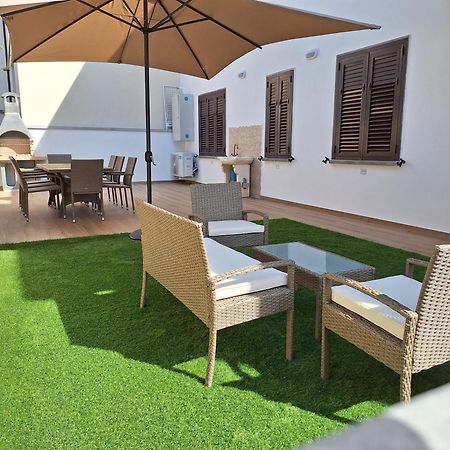 Dd House Family Holiday Apartment Чечина Екстериор снимка