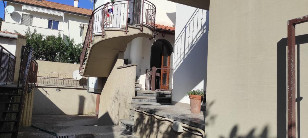 Dd House Family Holiday Apartment Чечина Екстериор снимка