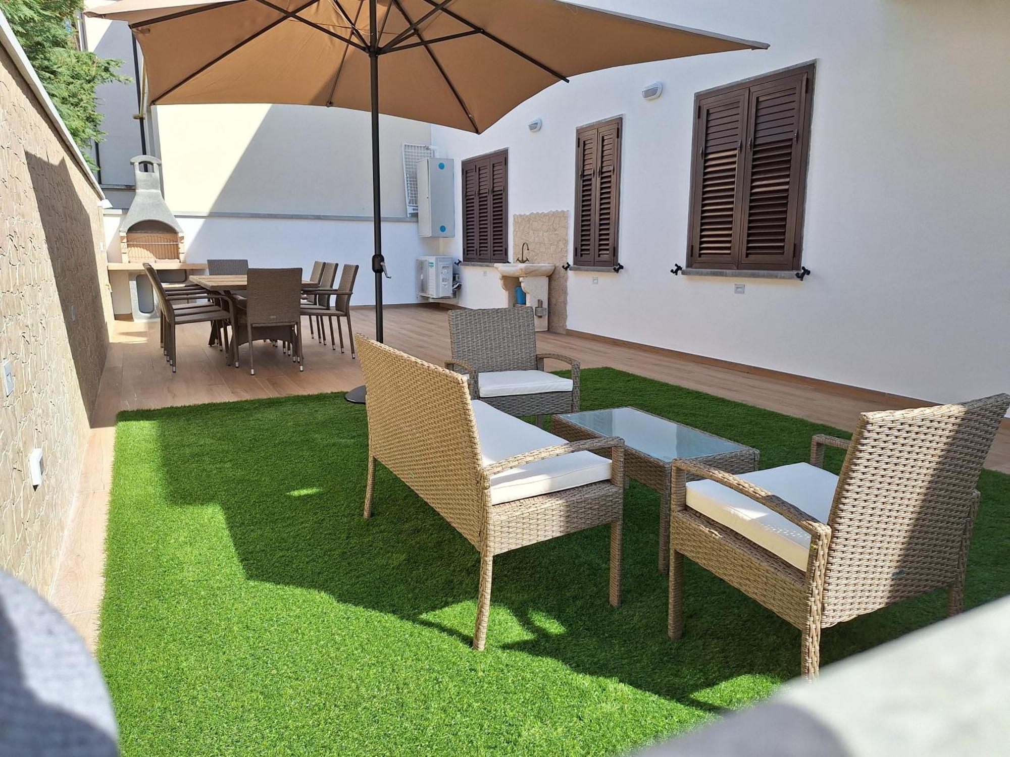 Dd House Family Holiday Apartment Чечина Екстериор снимка