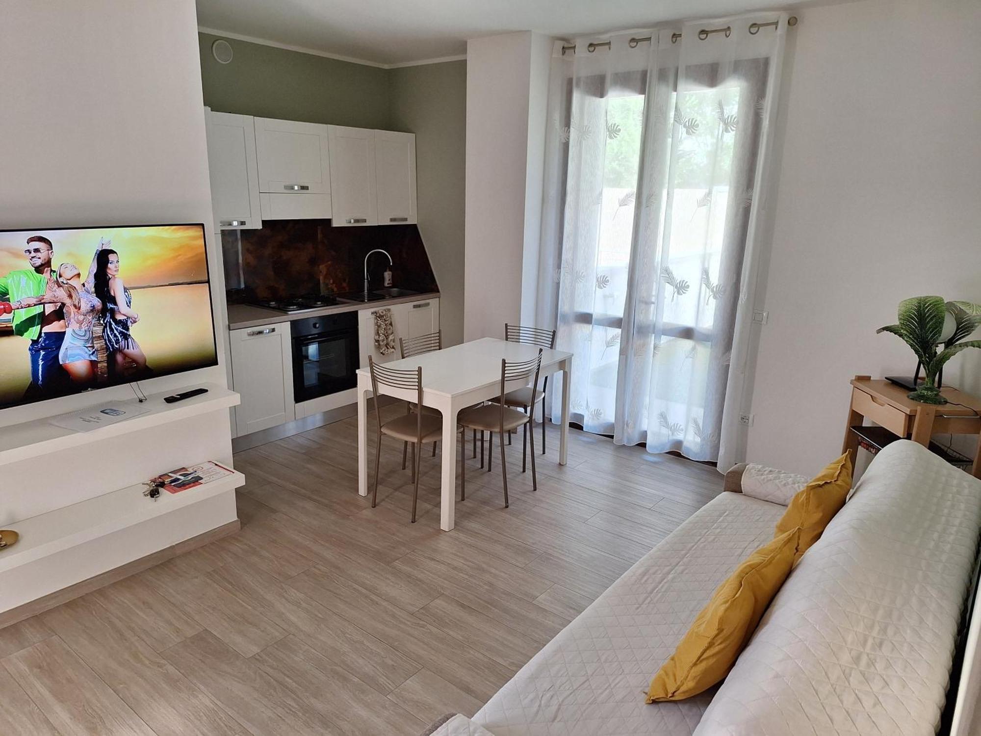 Dd House Family Holiday Apartment Чечина Екстериор снимка